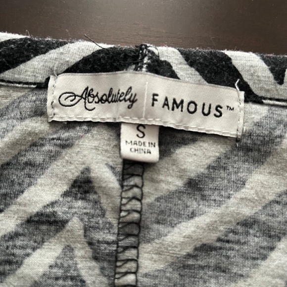 Top - Picture 2 of 4